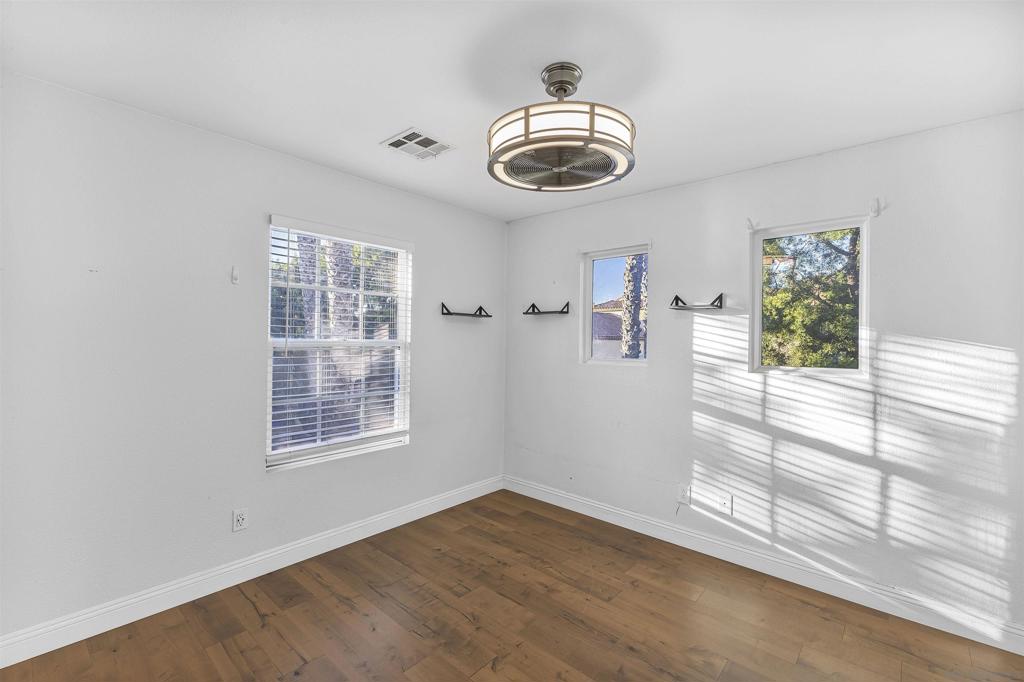 MLS #250043056SD image #18