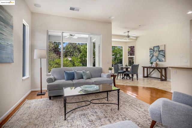 1012 Centennial Drive, Brentwood CA: https://media.crmls.org/mediaz/a6b069e5-d9e3-4123-8247-1de35be4f871.jpg