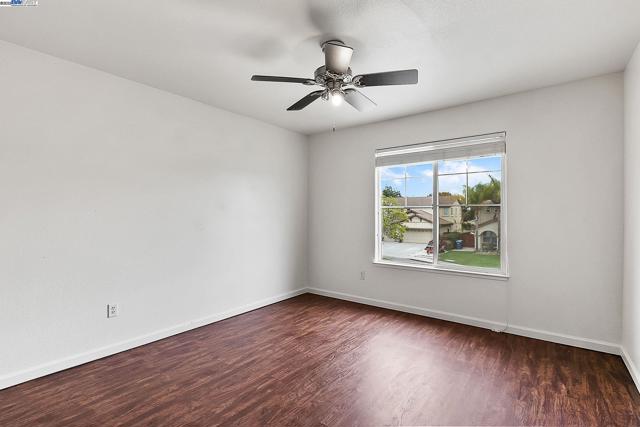 1906 Wilson Ct, Antioch CA: https://media.crmls.org/mediaz/a6b12791-5676-4975-8f15-23ee9545afec.jpg