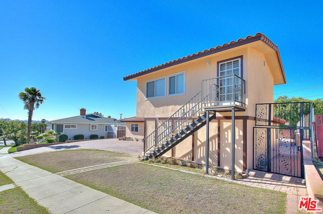 Image 2 for 5811 S Halm Ave, Los Angeles, CA 90056