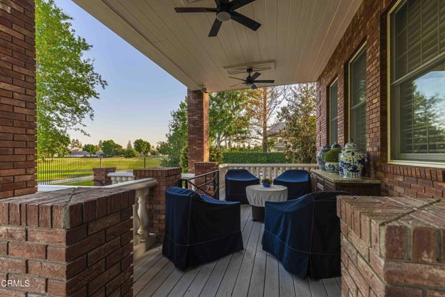 2300 Weybridge Drive, Bakersfield CA: https://media.crmls.org/mediaz/a6b22c80-237a-40d4-b5e5-b4a1195d9d9d.jpg