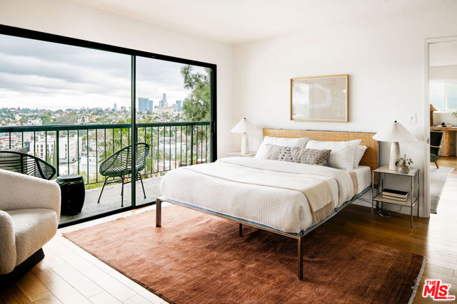 3375 Descanso Drive, Los Angeles CA: https://media.crmls.org/mediaz/a6b30cc9-6179-4001-837c-8030ce4a1f90.jpg