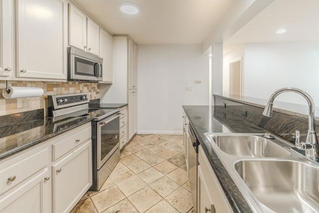 Detail Gallery Image 14 of 55 For 9860 Dale Ave #D10,  Spring Valley,  CA 91977 - 1 Beds | 1 Baths