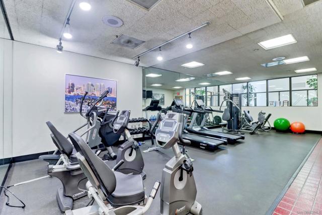 230 W Laurel Street, San Diego CA: https://media.crmls.org/mediaz/a6b35bfe-70b4-49e9-85a4-01c5f54b06f1.jpg