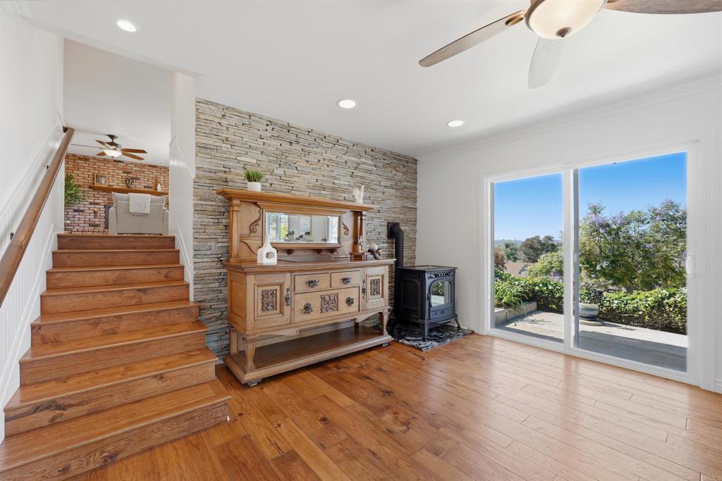 1045 Cima Dr - photo 18