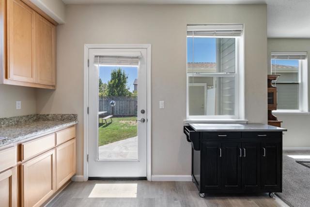 655 Lewis Street, King City CA: https://media.crmls.org/mediaz/a6b38fe1-f492-4299-b61a-ad0a69e1f89e.jpg