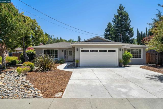 1519 Sunny Ct, Walnut Creek CA: https://media.crmls.org/mediaz/a6b3dc85-68a2-47c7-852c-bdd8cd460730.jpg