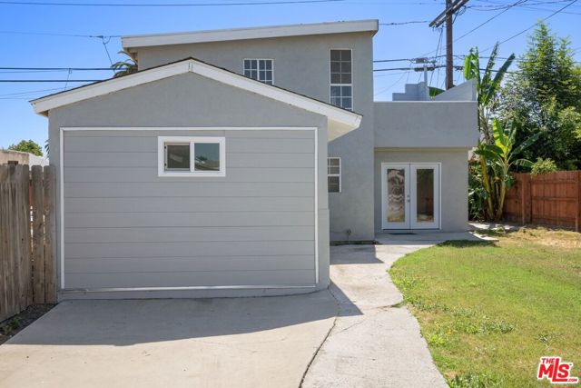 2926 S West View Street, Los Angeles CA: https://media.crmls.org/mediaz/a6b3f4fb-aa67-49b0-b27b-74364213d10d.jpg