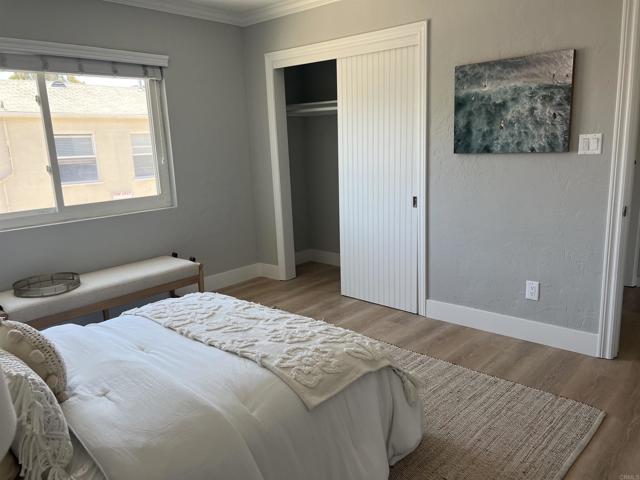 752 E Avenue, Coronado CA: https://media.crmls.org/mediaz/a6b431e3-2605-42ee-9ddf-dd6065b225c0.jpg