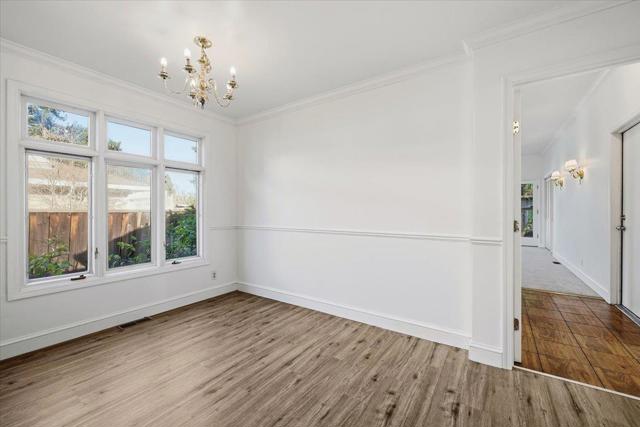 915 Berry Avenue, Los Altos CA: https://media.crmls.org/mediaz/a6b52416-ed60-408d-b44f-813602d82da1.jpg