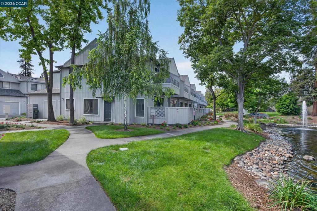 312 Rock Creek Way