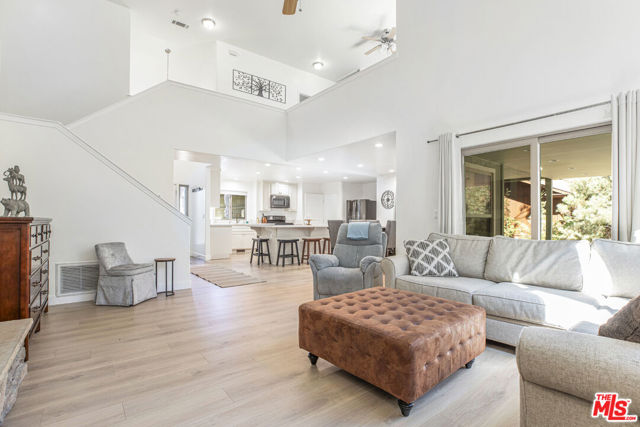 1712 Woodland Drive, Pine Mountain Club CA: https://media.crmls.org/mediaz/a6b8f4ea-8bdf-4eea-9201-858632a13d09.jpg