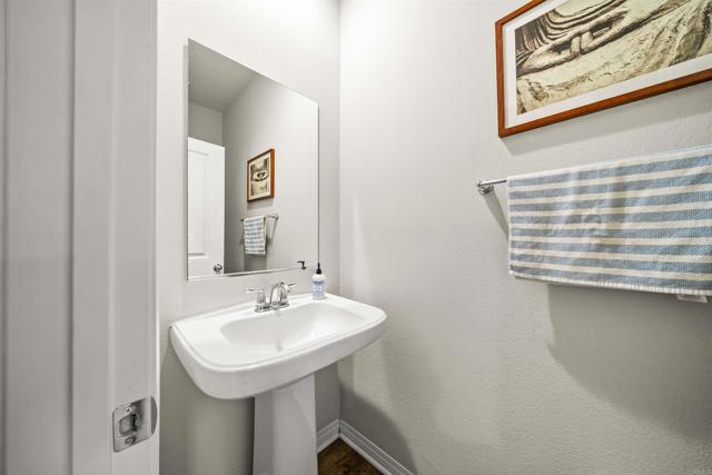 Detail Gallery Image 17 of 42 For 522 Heron Ln, Imperial Beach,  CA 91932 - 3 Beds | 2 Baths
