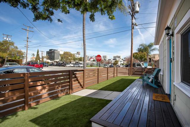 Detail Gallery Image 19 of 21 For 1295 Essex St, San Diego,  CA 92103 - 2 Beds | 1 Baths