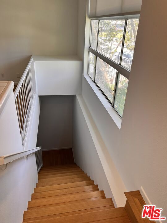 7920 Anise Avenue, Los Angeles CA: https://media.crmls.org/mediaz/a6bb3fdb-a797-44ce-8128-2b46ee562162.jpg