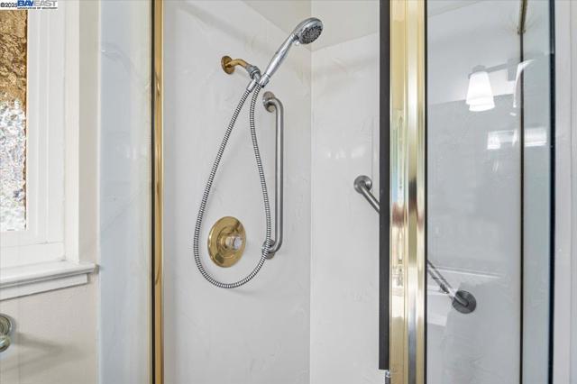 25631 Paul Ct, Hayward CA: https://media.crmls.org/mediaz/a6bb7eb5-2aba-4da1-acb8-5c2bdf70db49.jpg