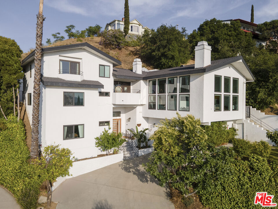 1320 Romulus Drive