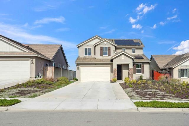 185 Tanoak Street, Hollister CA: https://media.crmls.org/mediaz/a6bde86b-74a1-45a3-bb05-476d14ed75d2.jpg