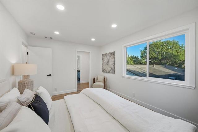3104 Cherry Avenue, San Jose CA: https://media.crmls.org/mediaz/a6be2f59-c614-48f4-96eb-60509dbcc8c0.jpg