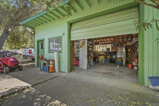 Image 39 of 59 For 29360 Pamoosa Lane