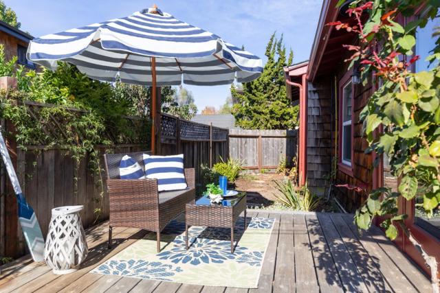 1122 Seabright Avenue, Santa Cruz CA: https://media.crmls.org/mediaz/a6bed280-b6ec-4b35-9c87-610060073a0c.jpg