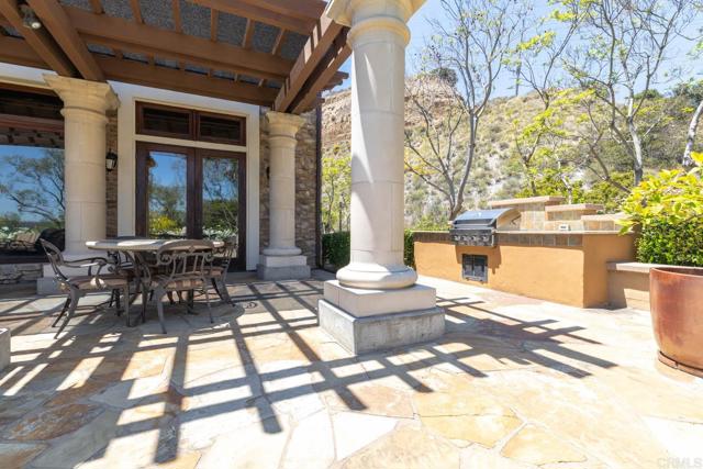 Detail Gallery Image 26 of 34 For 2772 Piantino Cir, San Diego,  CA 92108 - 2 Beds | 2 Baths