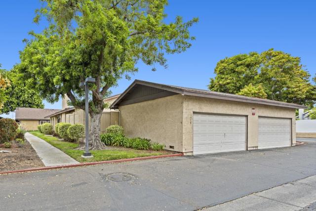 Detail Gallery Image 1 of 21 For 3470 Peach Tree Way, Oceanside,  CA 92058 - 3 Beds | 2 Baths