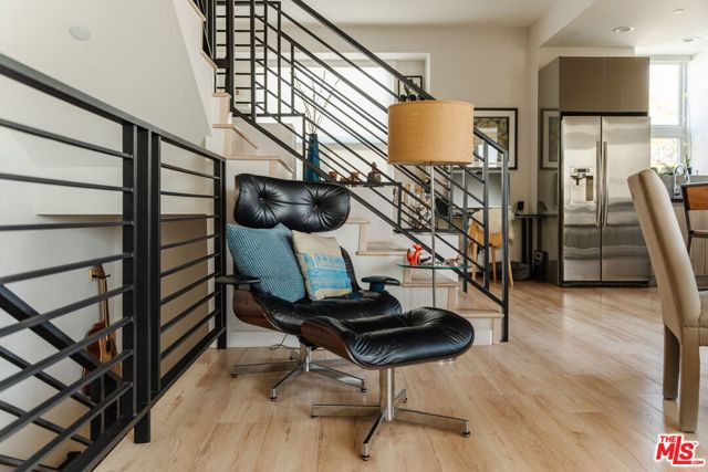 6072 Pickford Street, Los Angeles CA: https://media.crmls.org/mediaz/a6c3c510-3cc7-4c4f-b3bb-7041d6d65427.jpg