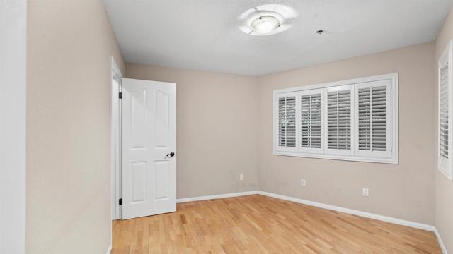 2894 Torrey Pines Rd, La Jolla CA: https://media.crmls.org/mediaz/a6c51502-fe61-490d-a9ad-f379b1ca54b6.jpg