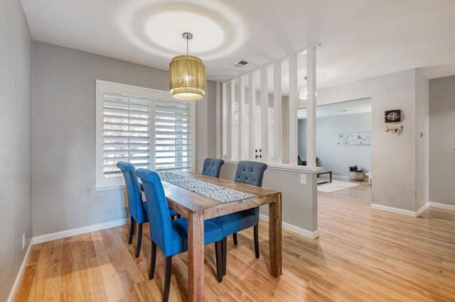 758 Pearlwood Way, San Jose CA: https://media.crmls.org/mediaz/a6c586a3-26c7-4e20-ace3-71fd624e64b2.jpg