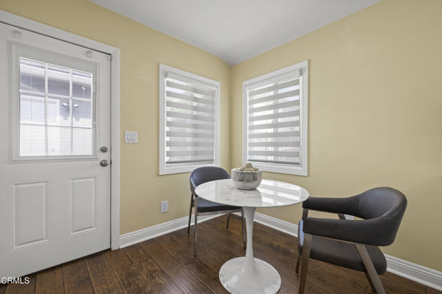 Detail Gallery Image 19 of 51 For 4961 Alcove Ave, Valley Village,  CA 91607 - 3 Beds | 2 Baths