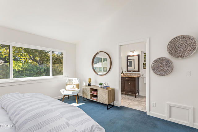 Detail Gallery Image 12 of 20 For 407 W Pedregosa St #1,  Santa Barbara,  CA 93101 - 3 Beds | 2/1 Baths