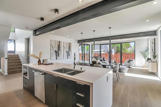 2160 Menalto Avenue, Menlo Park CA: https://media.crmls.org/mediaz/a6c758af-f4f9-49f1-bfa5-b8a157af316d.jpg