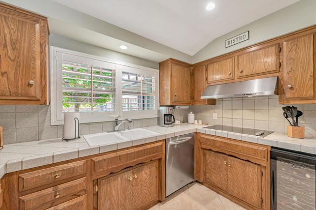 6540 Camelia Drive, San Jose CA: https://media.crmls.org/mediaz/a6c8d262-c89d-46b8-8b39-20e96ceaacb3.jpg