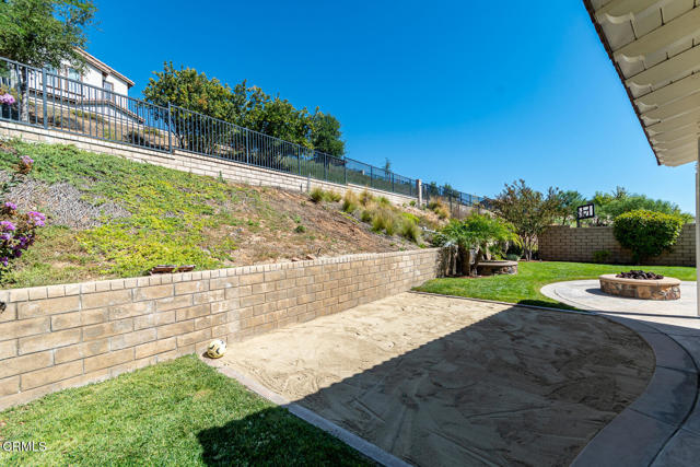 Detail Gallery Image 59 of 67 For 24863 Carbon Ln, Valencia,  CA 91354 - 4 Beds | 3/1 Baths