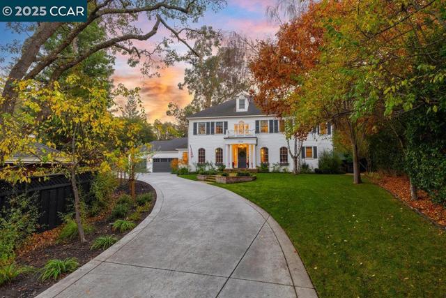 1826 Alameda Diablo, Diablo CA: https://media.crmls.org/mediaz/a6ca5d07-66e6-4d22-95a8-cf43bb2cbed7.jpg