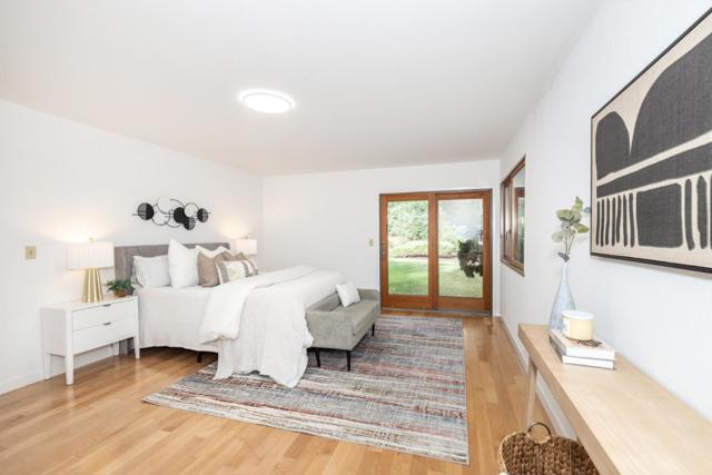 26939 Beatrice Lane, Los Altos Hills CA: https://media.crmls.org/mediaz/a6ca7e1a-6849-4058-b5d5-a78dd4448138.jpg