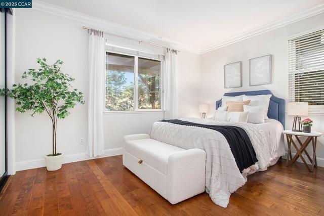 4001 Browning Dr, Concord CA: https://media.crmls.org/mediaz/a6cb658f-2eae-4255-9918-af026e006995.jpg