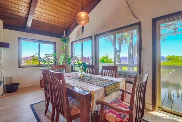 255 Highline Trl, El Cajon CA: https://media.crmls.org/mediaz/a6cb87fd-651a-4771-bdae-1f27a7fcd174.jpg