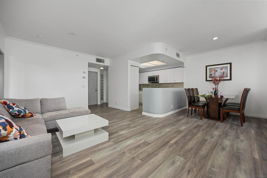 620 State St - photo 6