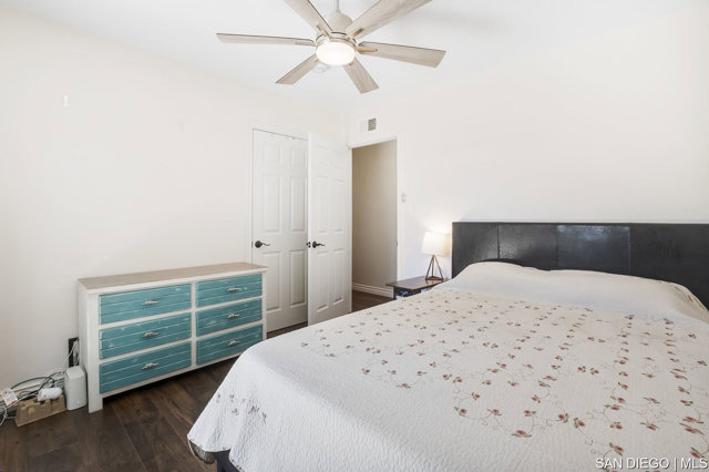 8365 Lake Adlon DR, San Diego CA: https://media.crmls.org/mediaz/a6cc9e06-4396-4b0d-a80a-233af73dd24e.jpg