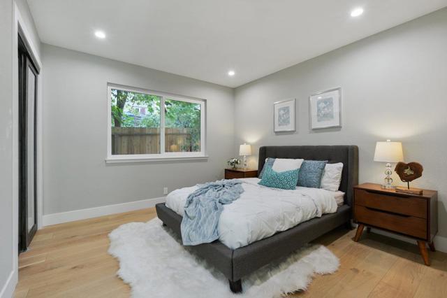 1560 Alturas Drive, Burlingame CA: https://media.crmls.org/mediaz/a6cce8fa-a62e-4361-98fd-c2ba7bfd34a6.jpg
