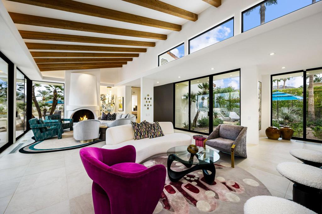https://media.crmls.org/mediaz/a6cd9ca4-3773-4210-b4b8-17f1f00c907f.jpg?preset=X-Large