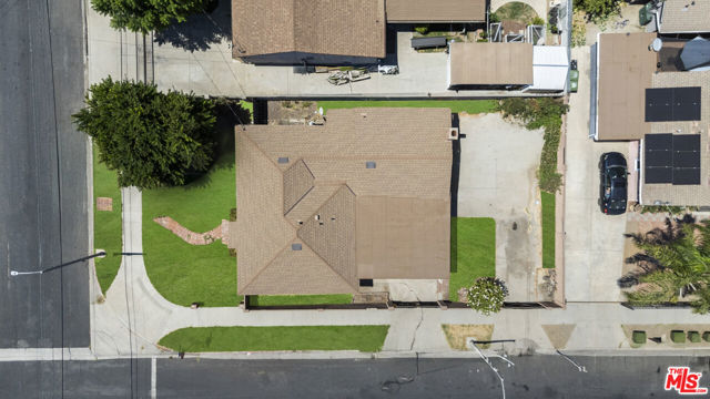 21001 Gault Street, Canoga Park CA: https://media.crmls.org/mediaz/a6cdca02-7e39-418f-80c5-76ed59c301a4.jpg