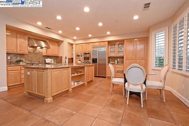 787 Barleta Ln, Livermore CA: https://media.crmls.org/mediaz/a6ceff70-cc01-47e9-9a85-698ee6ae7e5a.jpg