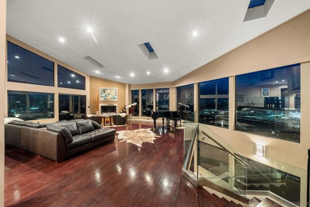 Image 47 of 55 For 5392 Wilshire Drive