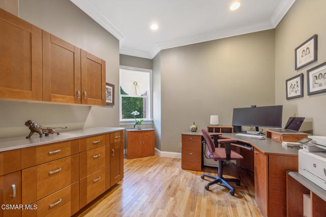 758 Camino Dos Rios, Thousand Oaks CA: https://media.crmls.org/mediaz/a6cfbc21-7132-49f2-8e06-eac744132ebb.jpg