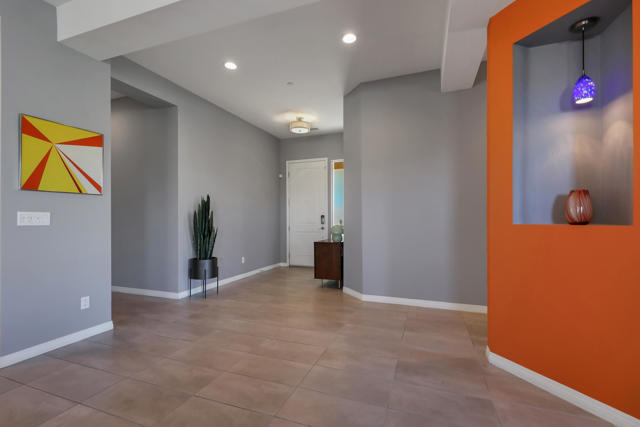 Image 28 of 48 For 67252 Zuni Court