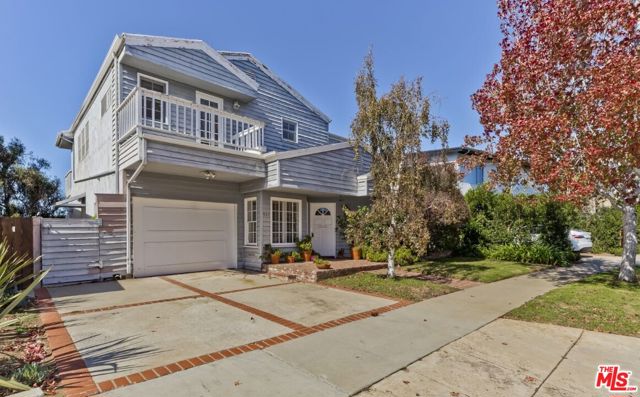 641 Las Lomas Avenue photo 2