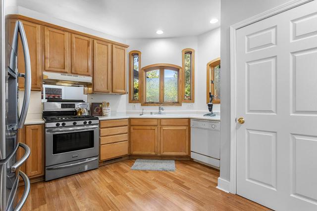 14275 Saratoga Avenue, Saratoga CA: https://media.crmls.org/mediaz/a6d08781-8329-44f7-8b7f-0d53a3f0f2a1.jpg